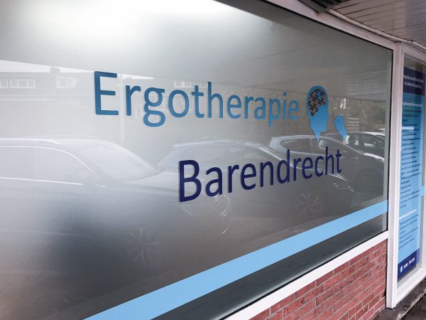 Ergotherapie Barendrecht Raam stickers belettering pand Rotterdam - plakdame